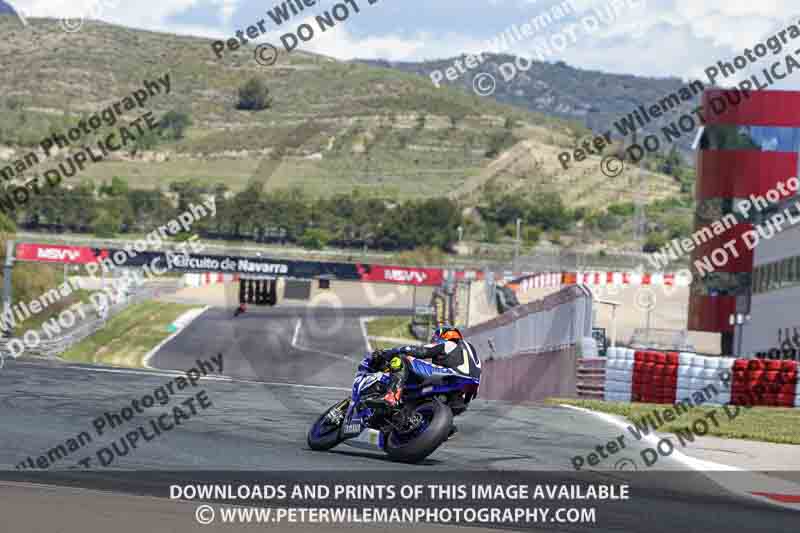 cadwell no limits trackday;cadwell park;cadwell park photographs;cadwell trackday photographs;enduro digital images;event digital images;eventdigitalimages;navarra;no limits trackdays;peter wileman photography;racing digital images;trackday digital images;trackday photos